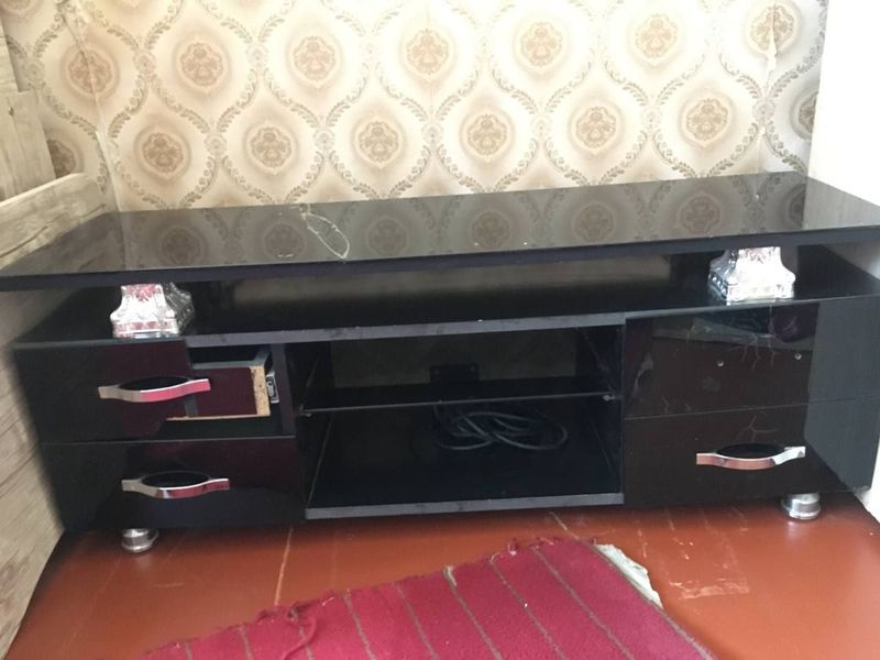 Подставка от телевизора Подставка от телевизора