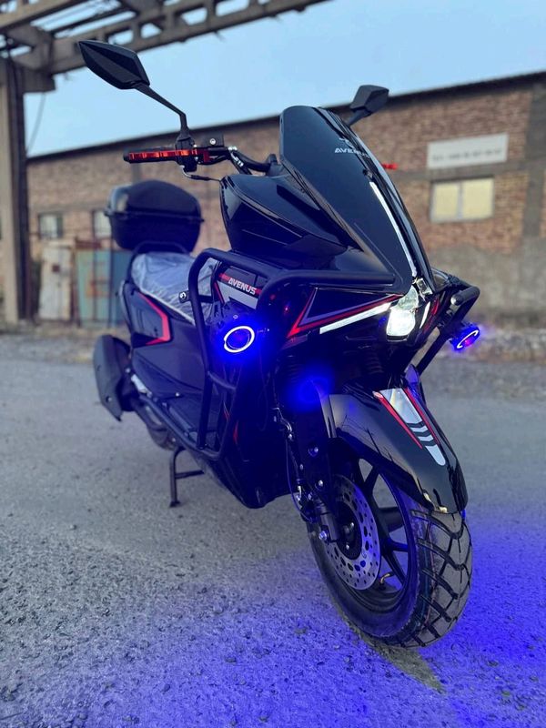 avenus saber skuter moto arzonga