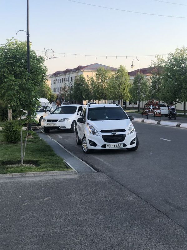 Srochna sotiladi