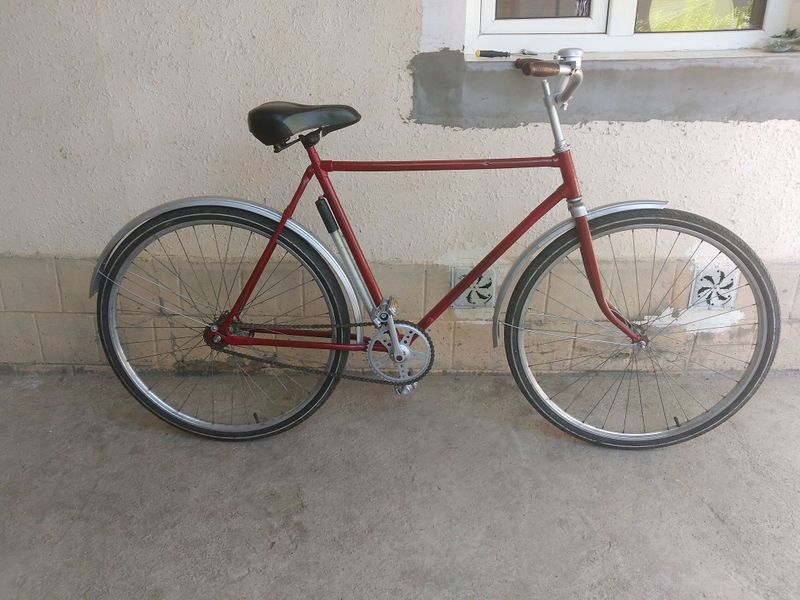 velosiped ural sotiladi narxini kelishamiz velosiped ural sotiladi narxini kelishamiz