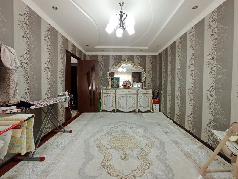 Срочно продается квартира Яшнобадский район 3/1/4 Срочно продается квартира Яшнобадский район 3/1/4