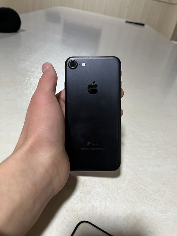 Iphone 7 32gb srocni !!