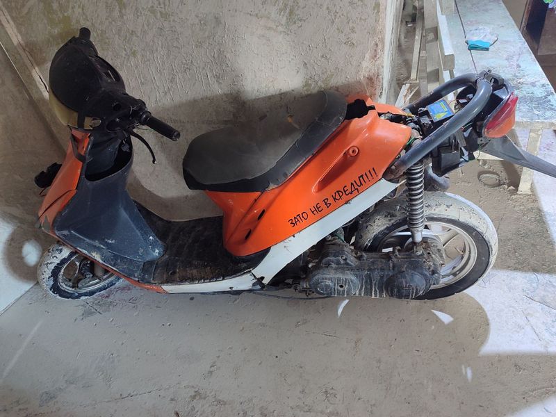 Продам скутер громкий глушитель