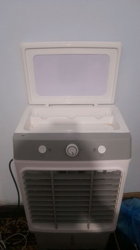 Mini kansaner sotiladi xolati ideal  narxi 60 $