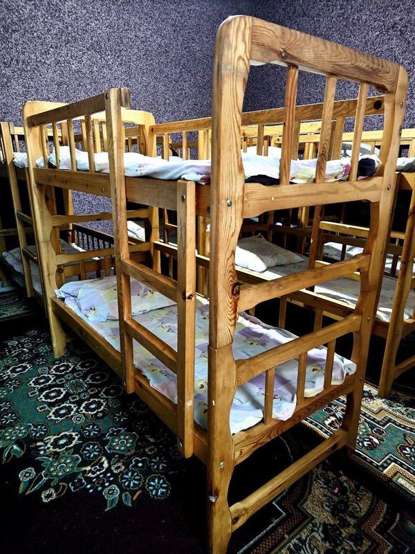 2 qavatli YOG'OCH KROVAT, 2 етажа ДРЕВЕСИНА КРОВАТЬ sotiladi