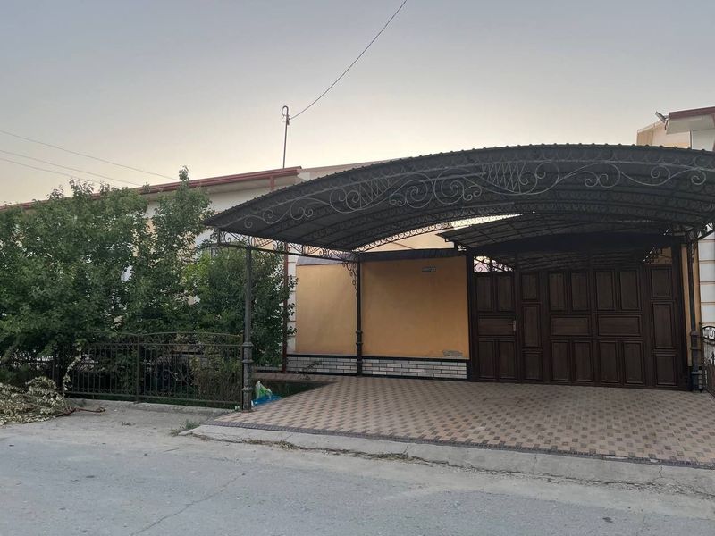 Ховли жой ижарага берилади Ховли жой ижарага берилади