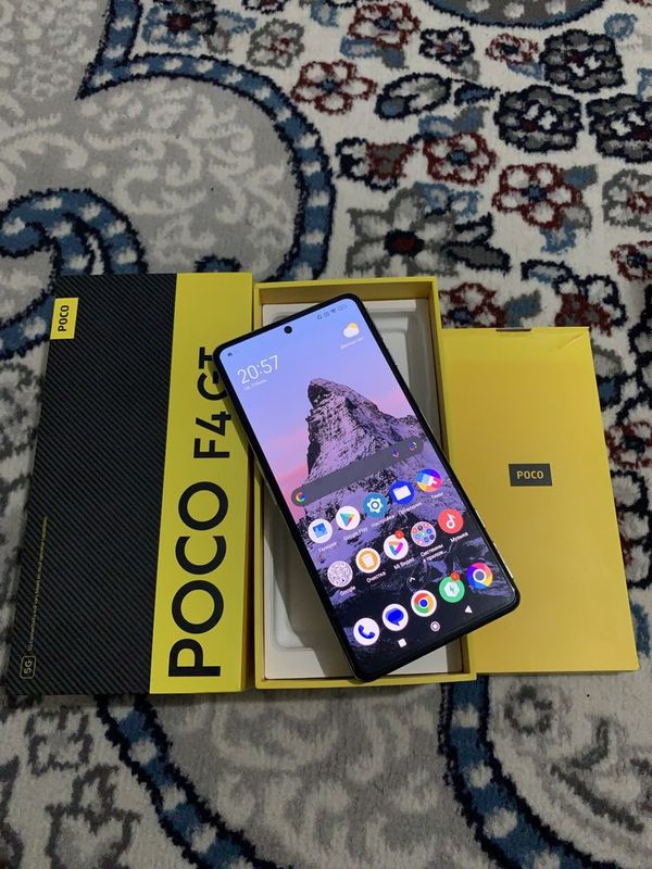 Poco f4 GT 12/128 Poco f4 GT 12/128