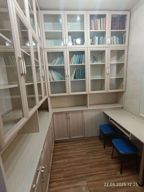 Юнусободда 2 хона 3 хона килинган жихозлари бор 350 Юнусободда 2 хона 3 хона килинган жихозлари бор 350