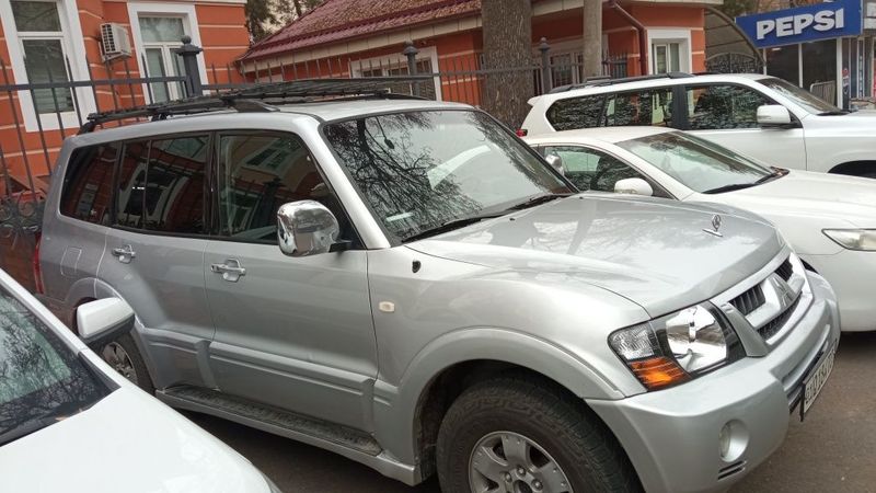 Продается Mitsubishi Pajero 3