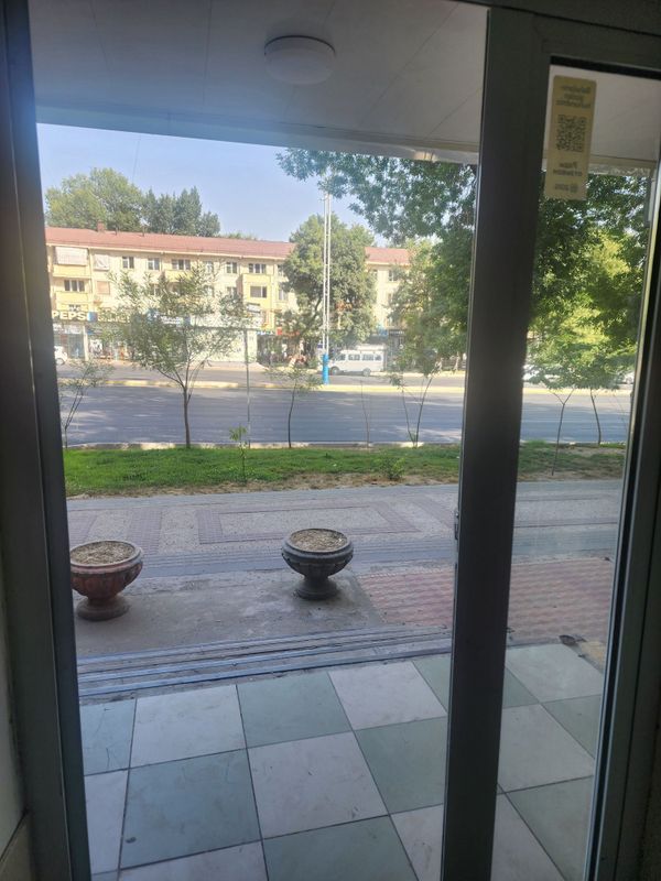 Продажа: Помещение ор. Фарход базар 65м2 Продажа: Помещение ор. Фарход базар 65м2