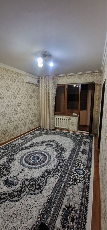 Чилонзор-20кв 2*4/4/Балкон 1*5/6/Срочно Сотилади Ориентир Батальон Чилонзор-20кв 2*4/4/Балкон 1*5/6/Срочно Сотилади Ориентир Батальон