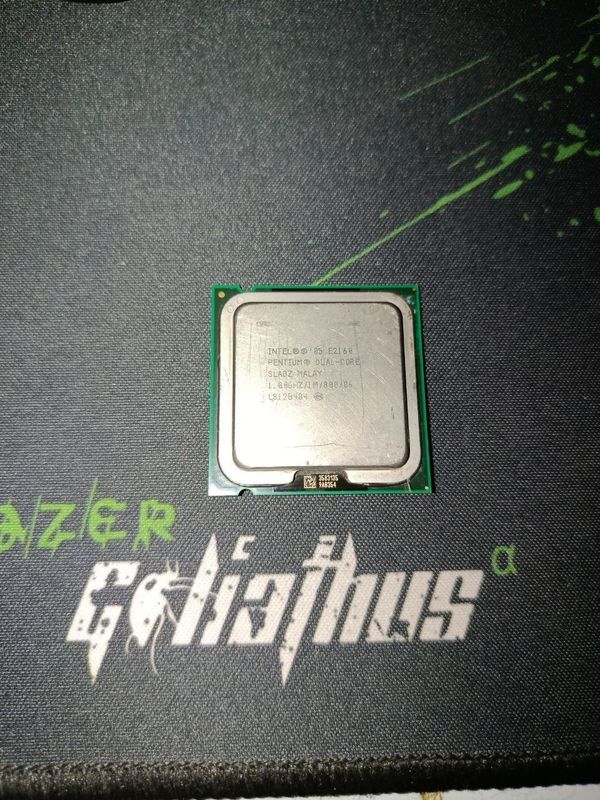 Продаю процессор Intel Pentium E2160 Продаю процессор Intel Pentium E2160