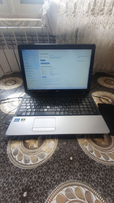 Noutbook Acer sotiladi holati yaxshi Noutbook Acer sotiladi holati yaxshi