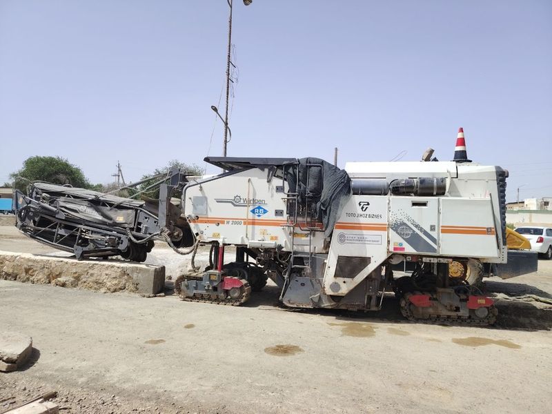 продается Дорожные фрезы Wirtgen W2000