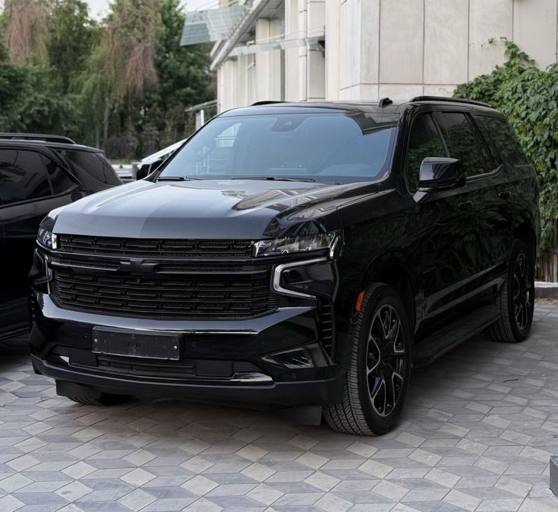 Tahoe full 17.000 km 2023 yil kraska toza Tahoe full 17.000 km 2023 yil kraska toza