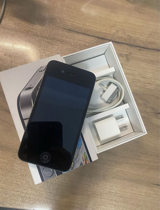 Iphone 4s 16gb imei отгян ios 6.1.3 Iphone 4s 16gb imei отгян ios 6.1.3