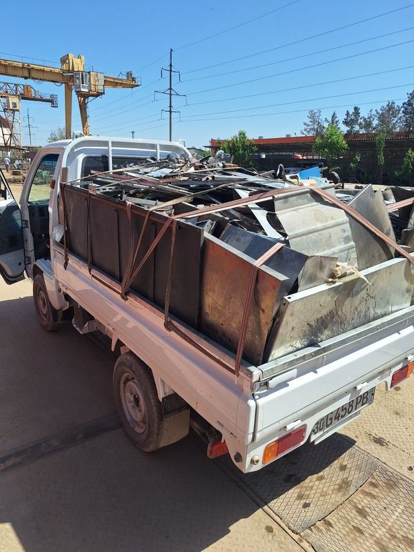 4000 SOʻm Metalom Metalalom Metalom olamiz 4000 SOʻm Metalom Metalalom Metalom olamiz