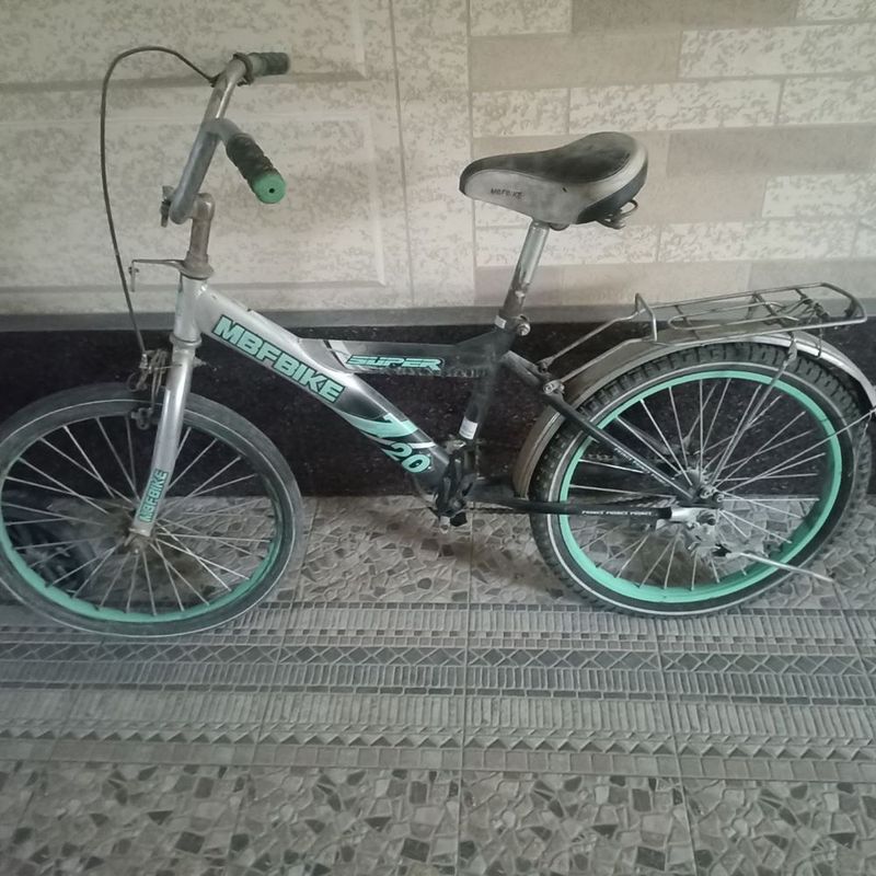 Bolalar veliki sotiladi
