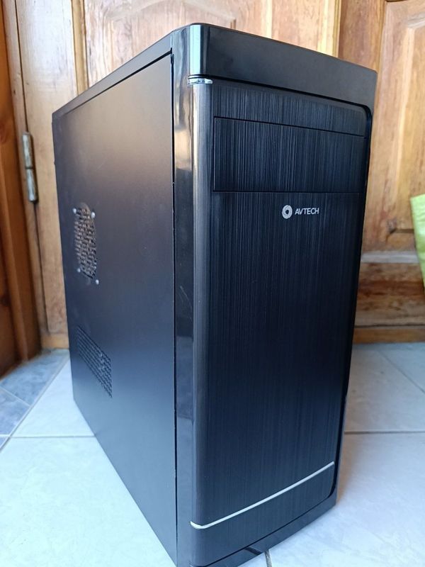 Protsessor Intel Core i5 8400, 6Yadro/6Potokli