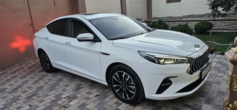 Jac J7 Краска тоза. 2021 йил ишлаб чикарилган. Бир нафар эгаси булган Jac J7 Краска тоза. 2021 йил ишлаб чикарилган. Бир нафар эгаси булган