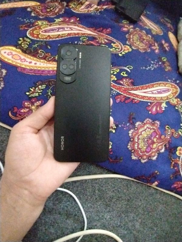Abmin bor iphonega Abmin bor iphonega