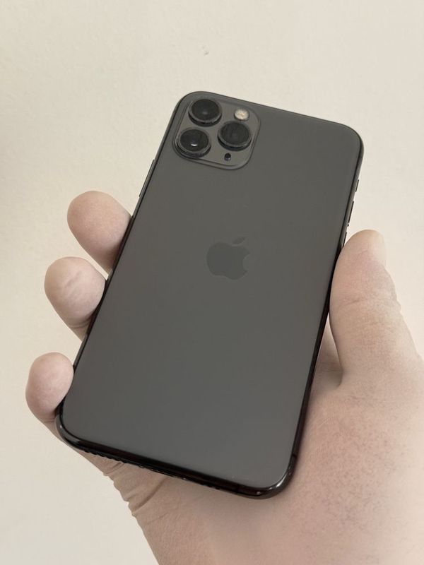 iPhone 11 Pro 256GB iPhone 11 Pro 256GB