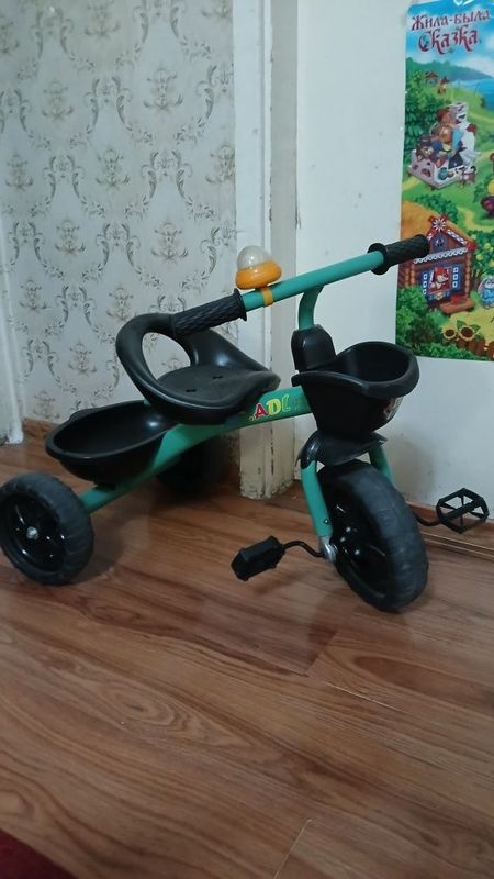 Продам Детский велосипед Продам Детский велосипед