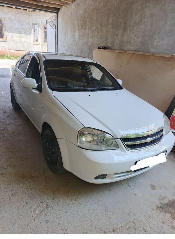 Lacetti sotiladi srochnaa Lacetti sotiladi srochnaa