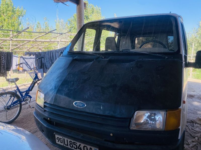 Ford sotiladi 25 mln so’m narxi kelishiladi Ford sotiladi 25 mln so’m narxi kelishiladi