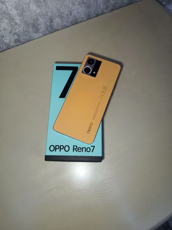 Oppo reno 7 4G 8/128 Oppo reno 7 4G 8/128