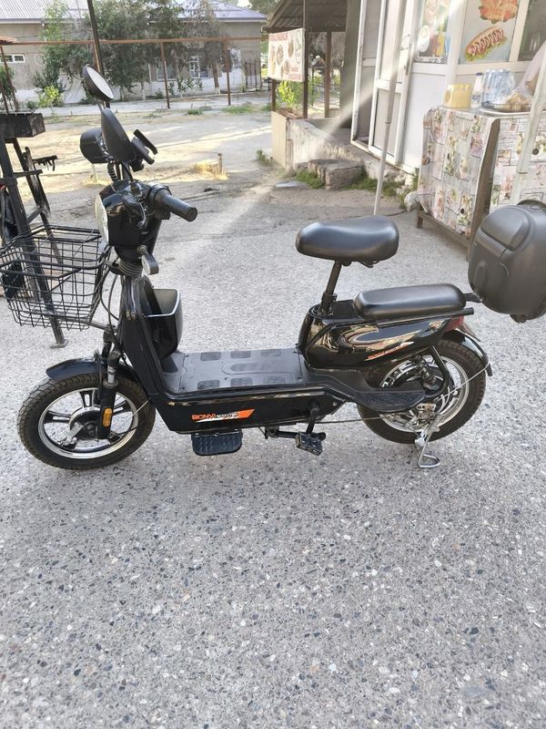 Elektroskuter sotiladi Elektroskuter sotiladi