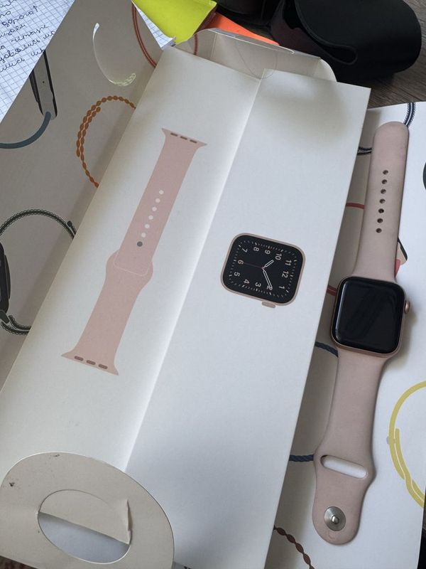 apple watch se 44mm pink apple watch se 44mm pink