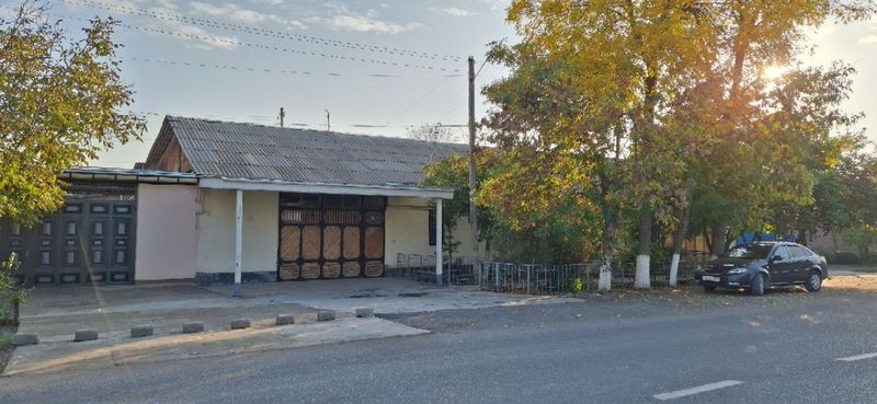Ховли 6 сотих 5хона факат накдга Ховли 6 сотих 5хона факат накдга