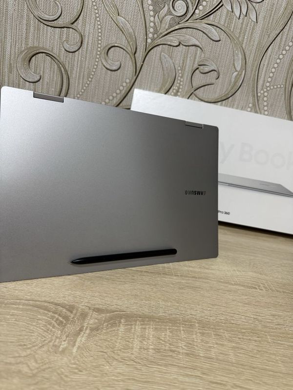 Samsung Galaxy Book 2Pro 360 Samsung Galaxy Book 2Pro 360