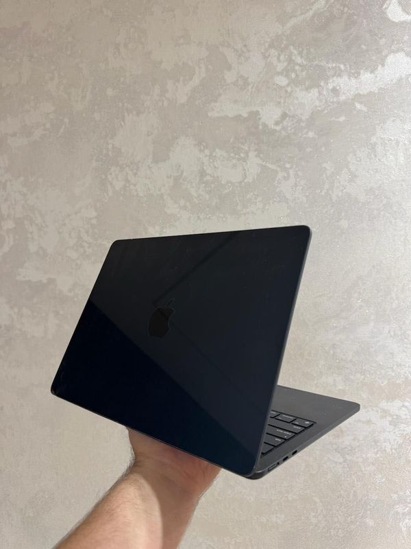 Macbook M2 8/256 100% Midnight Macbook M2 8/256 100% Midnight