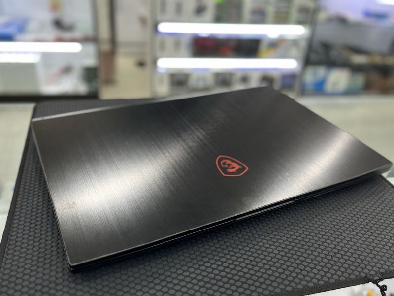 MSI Core i7 9th Generation MSI Core i7 9th Generation