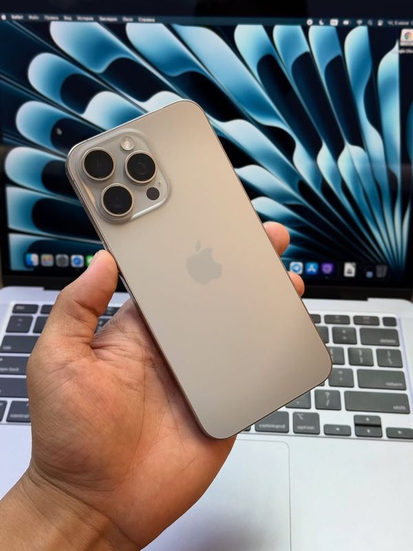 iPhone 15pro 256Gb zor halati chotkiy iPhone 15pro 256Gb zor halati chotkiy