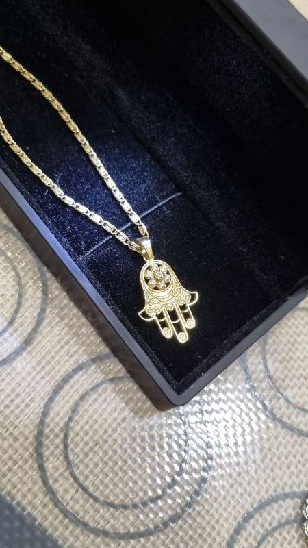 Золотой комплект. Кулон рука фатимы с цепочкой 14k Золотой комплект. Кулон рука фатимы с цепочкой 14k