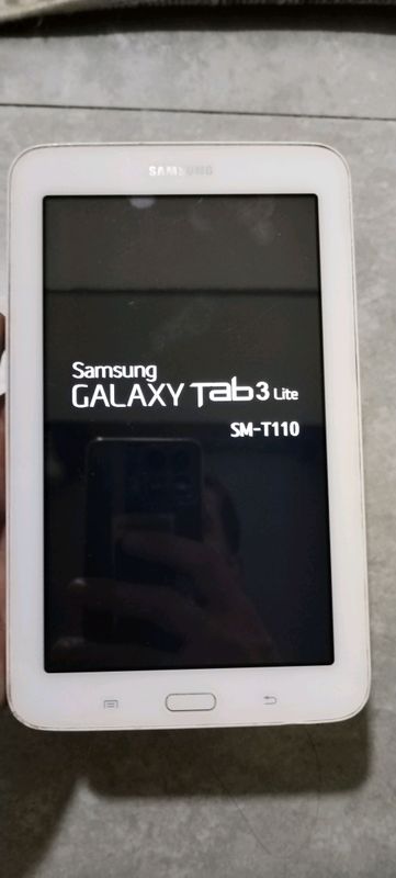 Продам планшет Galaxy Tab 3 lite Продам планшет Galaxy Tab 3 lite