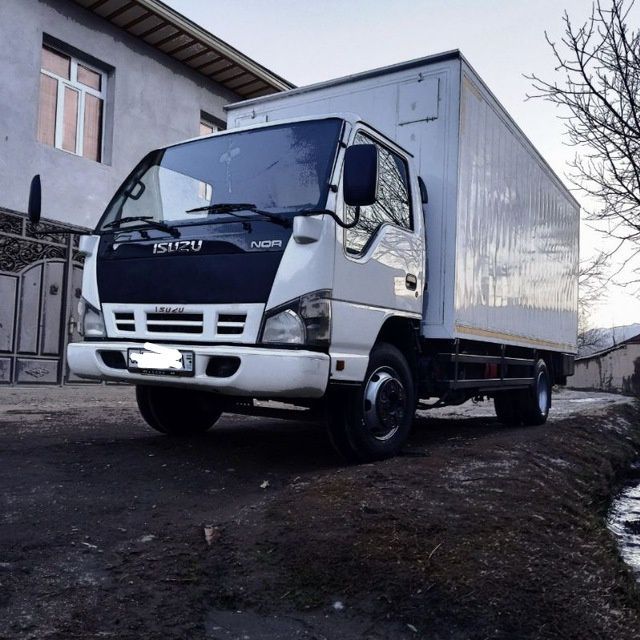 Isuzu furgon 5 t. Sotiladi. Holat yaxshi. Isuzu furgon 5 t. Sotiladi. Holat yaxshi.