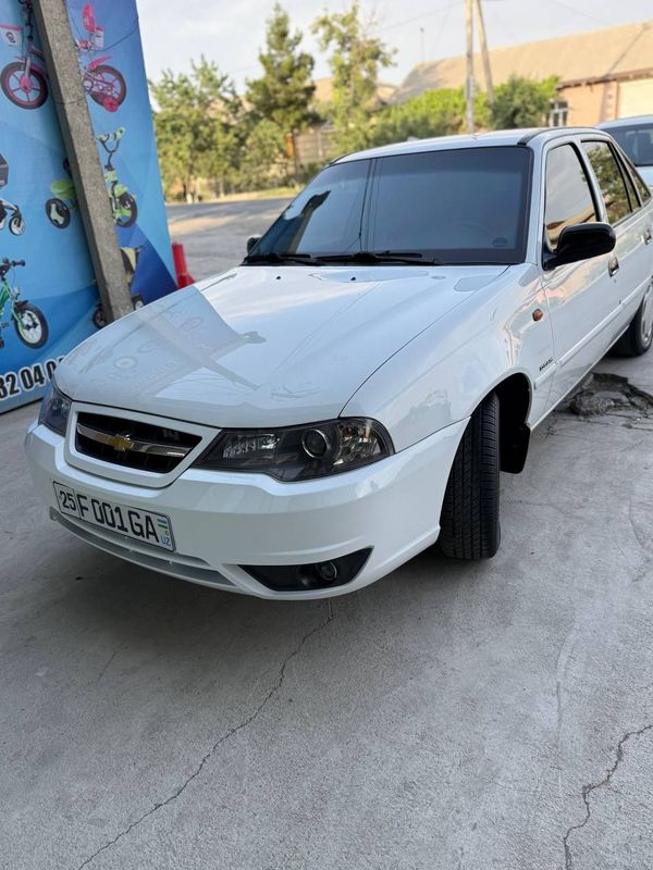 Nexia 2 1.6 super kandisaner. Nexia 2 1.6 super kandisaner.