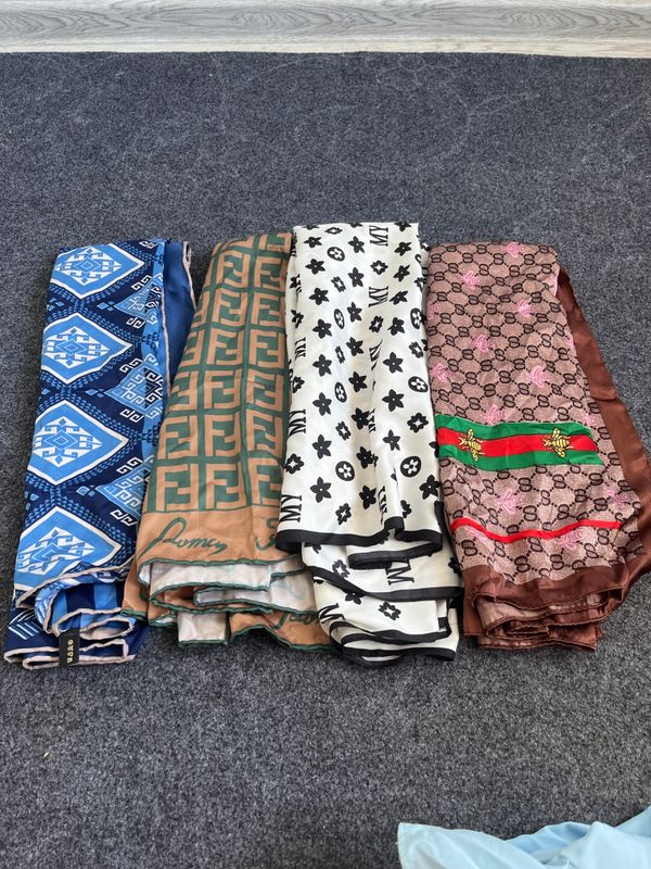 4 xil romol, hammasi 80 ming 4 xil romol, hammasi 80 ming