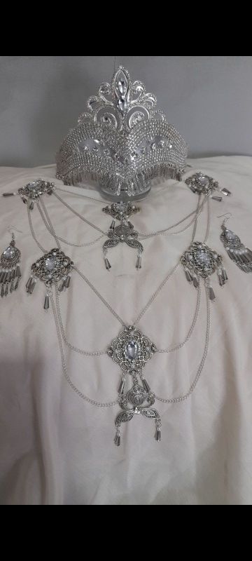 kelinlar uchun diademala kelinlar uchun diademala