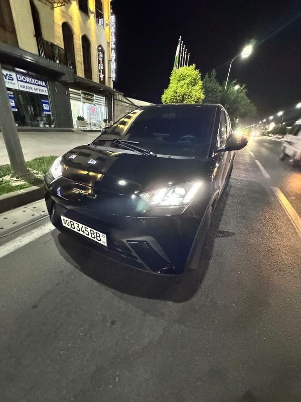 BYD sotiladi Narxi 13.500 BYD sotiladi Narxi 13.500