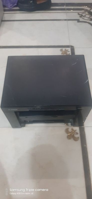 Ishlidi 50/60hz. Ishlidi 50/60hz.