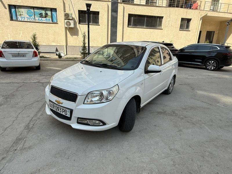 Nexia 3 sotiladi