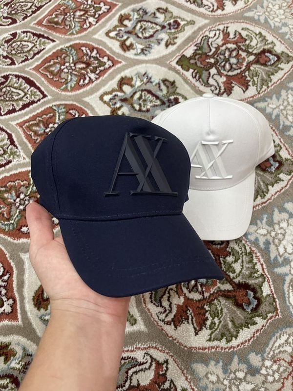 Кепка Armani Exchange в наличии цена 120.000 Кепка Armani Exchange в наличии цена 120.000