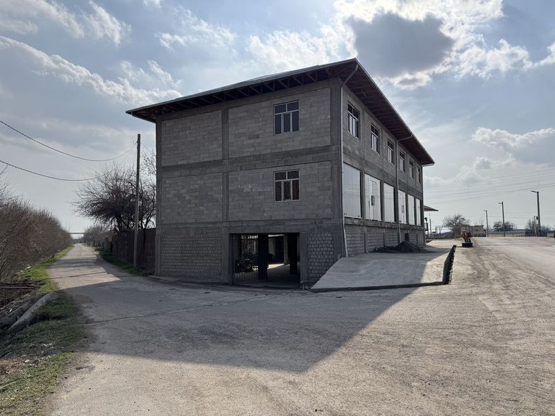 Bino ijaraga beriladi. Сдается здания в аренду Bino ijaraga beriladi. Сдается здания в аренду
