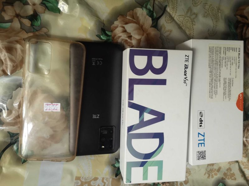 ZTE Blade V 30 vitat