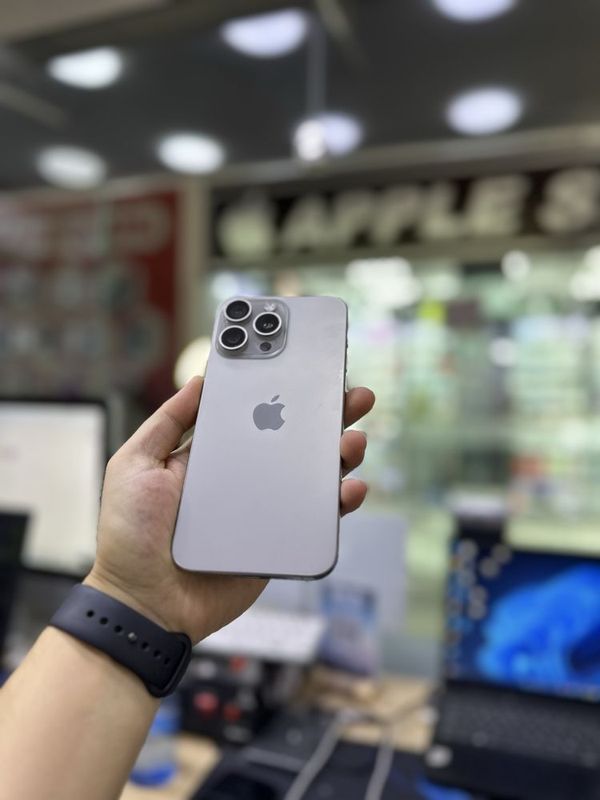 iPhone 15pro Max 256G 86% iPhone 15pro Max 256G 86%